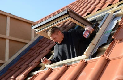 Pose de fenêtres de toit Velux à Biesles